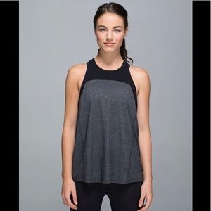 Lululemon Clip-In Tank Sz 4
